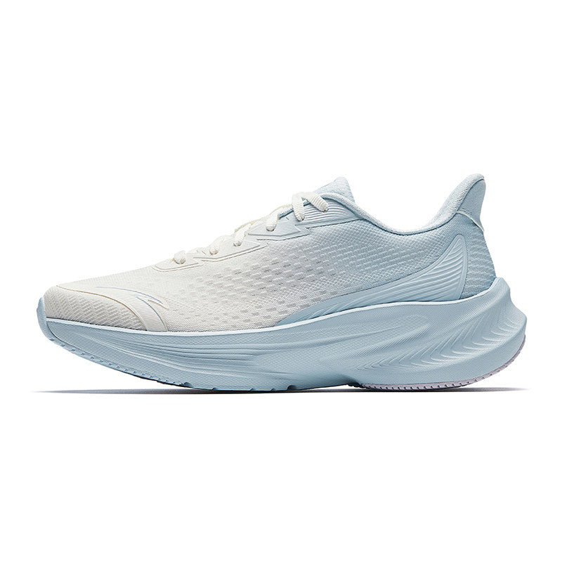 Anta Stinger 7